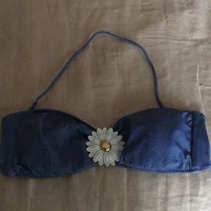 Victoria’s Secret Strapless Swimsuit Top (L)